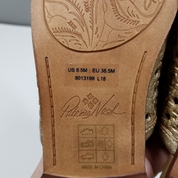 Patricia Nash | NWOT Flavia Perforated Slides - Picture 9 of 10